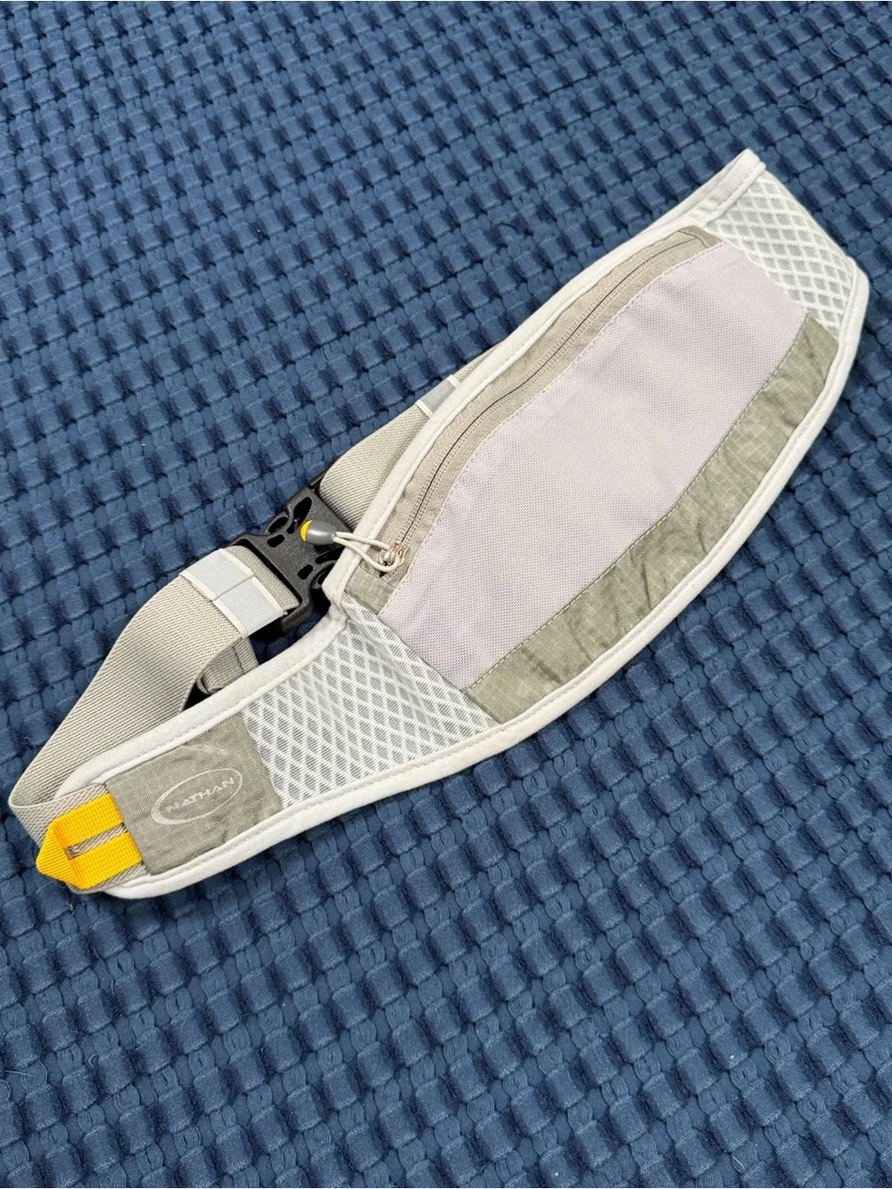 Nathan Sports Running Waist Pack Gray & White Unisex Mens Women’s